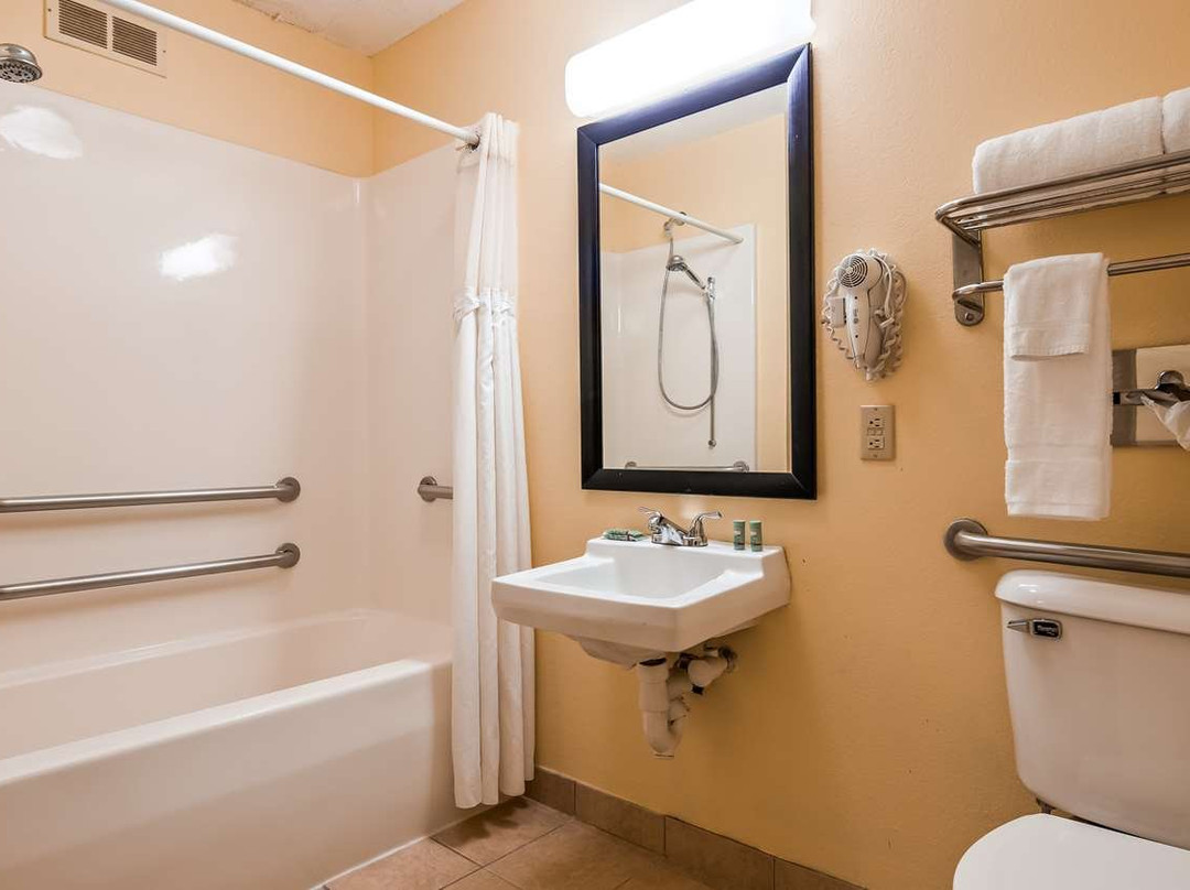 贝斯特韦斯特曼西酒店主图