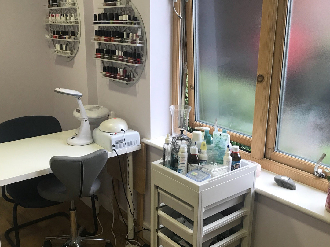 Holistic Massage & Beauty Treatments-Woodley必去景点