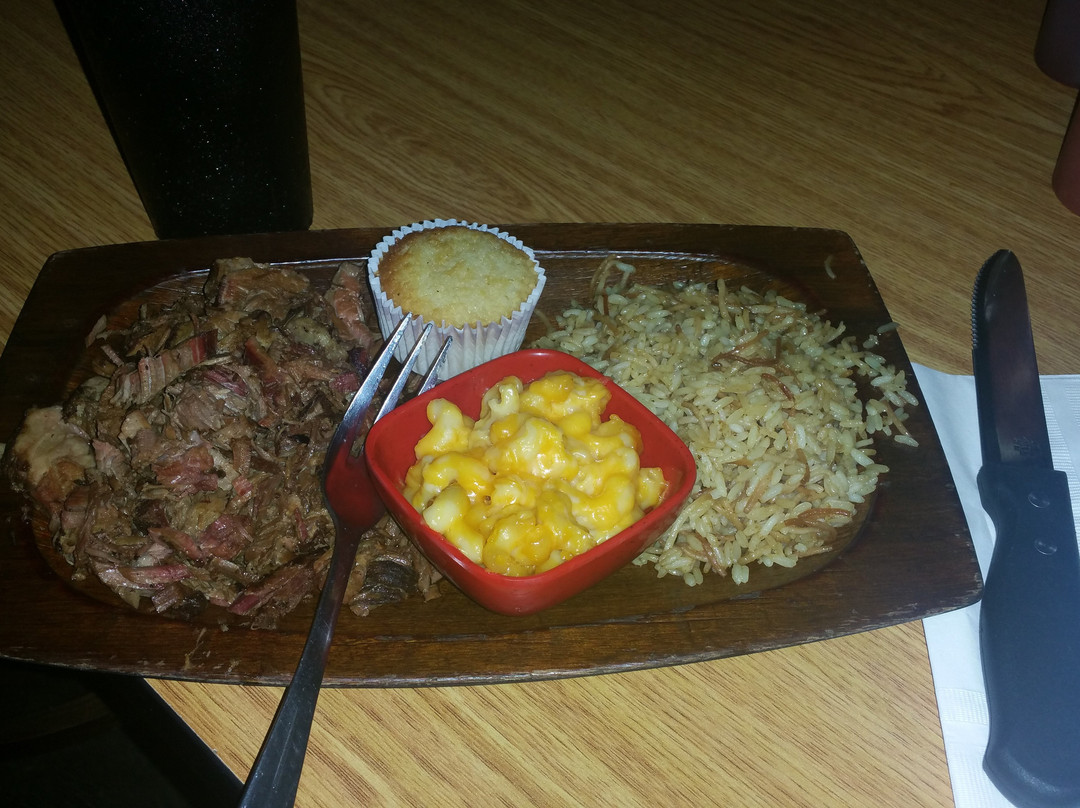 Smokehouse Bar & Grill-Kingsburg必去景点