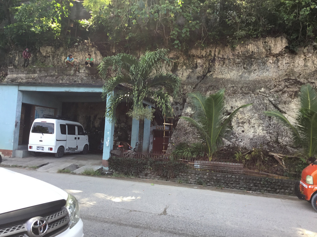 Kutang Bato Caves景点图片