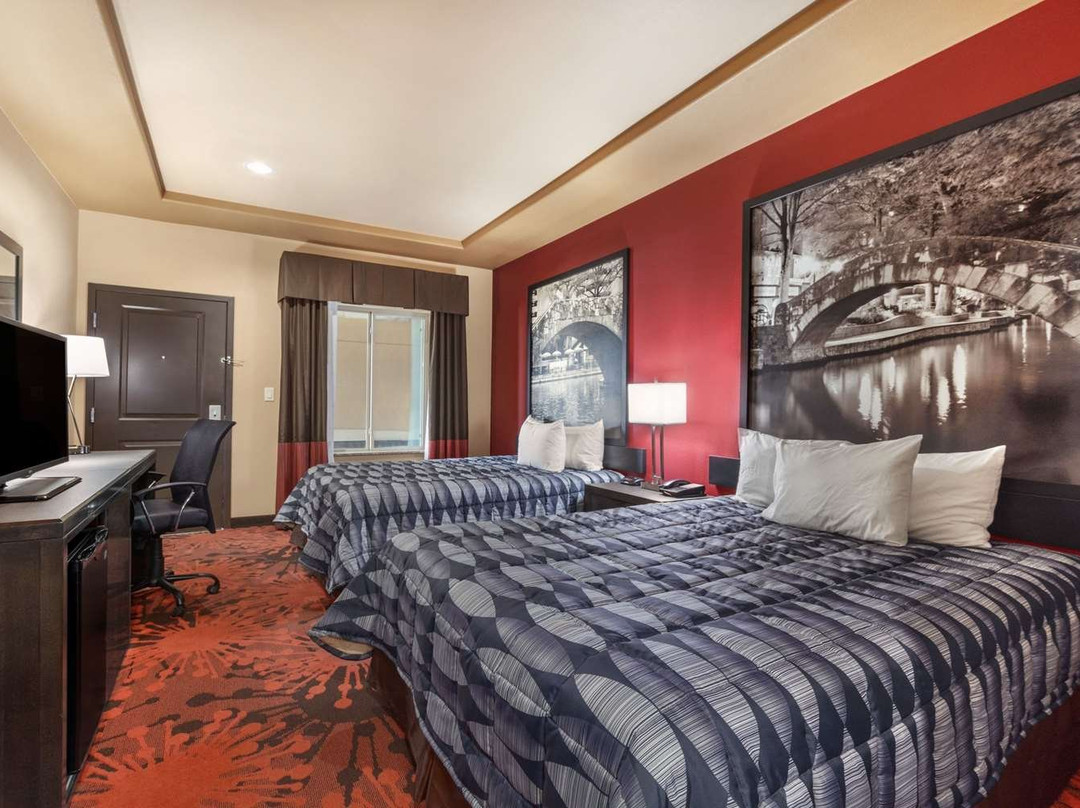 Super 8 by Wyndham Karnes City主图