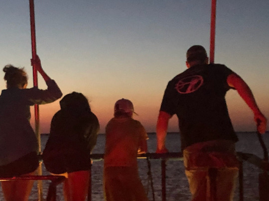 Night Stalker Guide Service-罗克波特必去景点