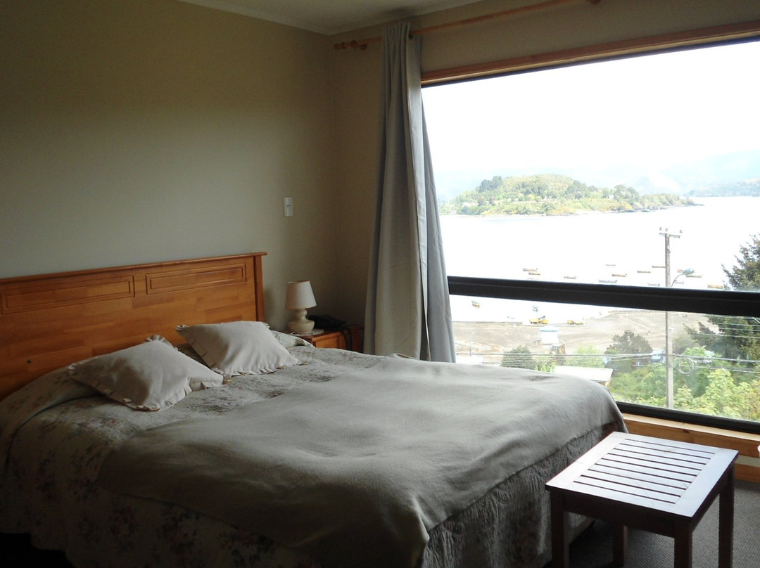 Hotel y Departamentos El Castillo de Niebla主图