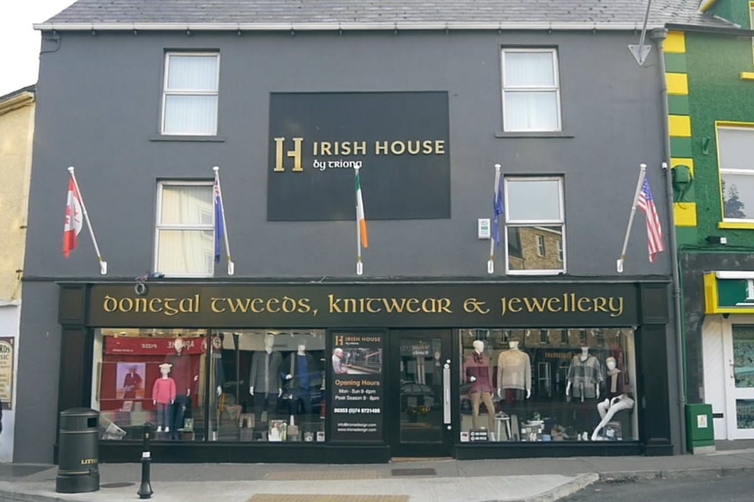 Mullinasole旅游景点-Triona