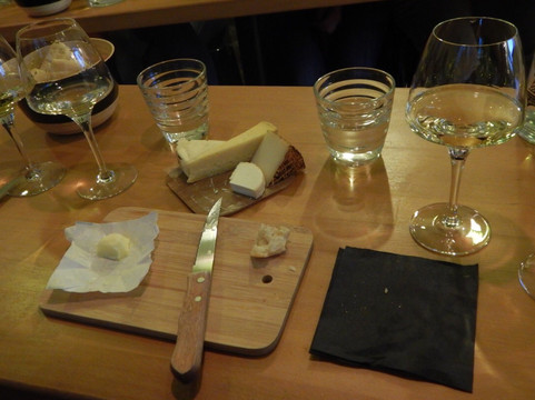 Wine Tasting In Paris-巴黎必去景点