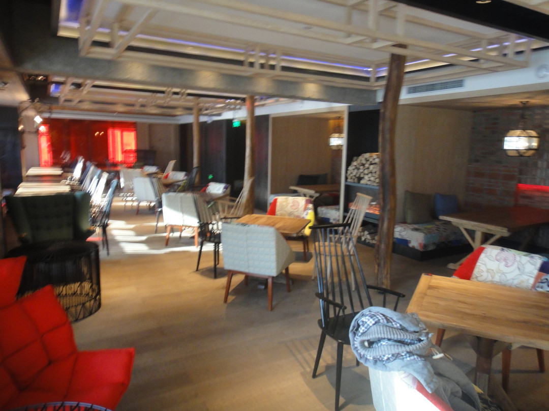 哈尔滨22℃精品主题酒店群力远大店主图