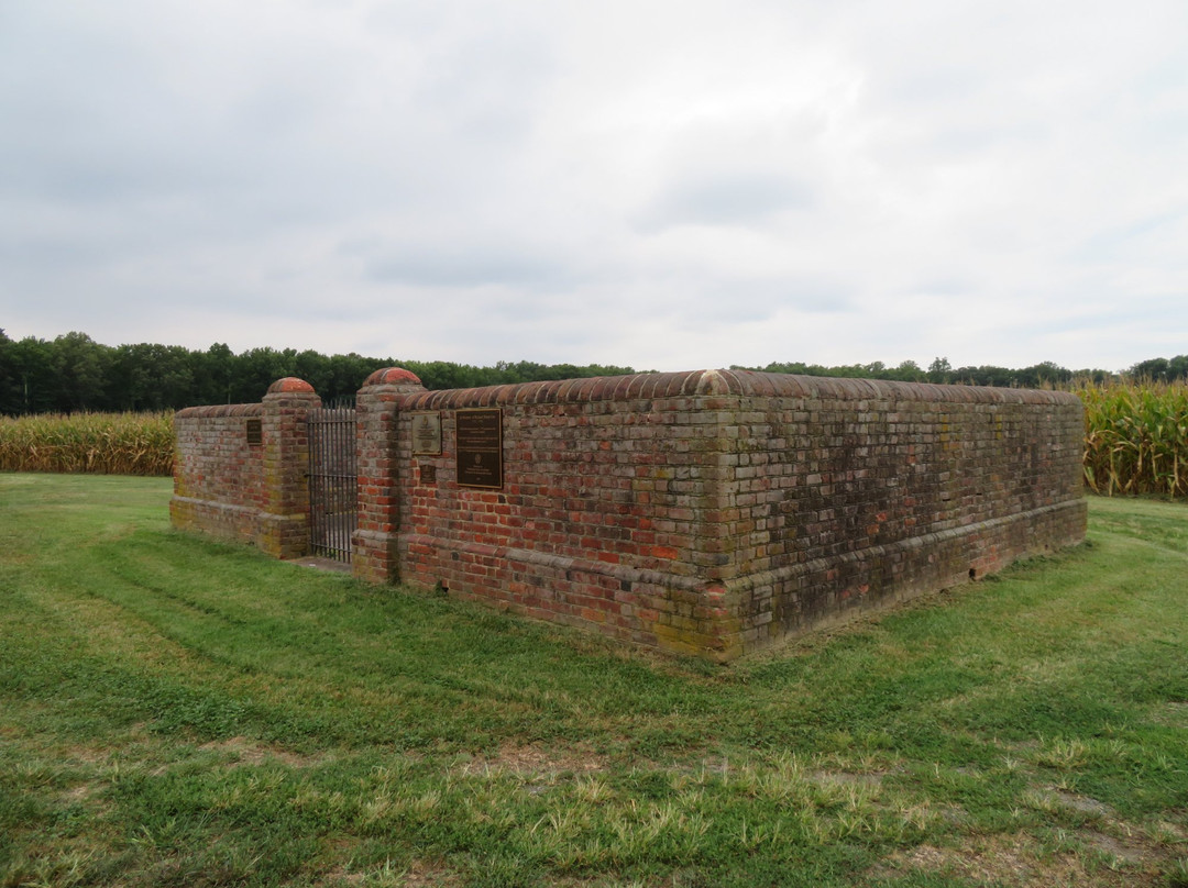 Burnt House Field-Hague必去景点