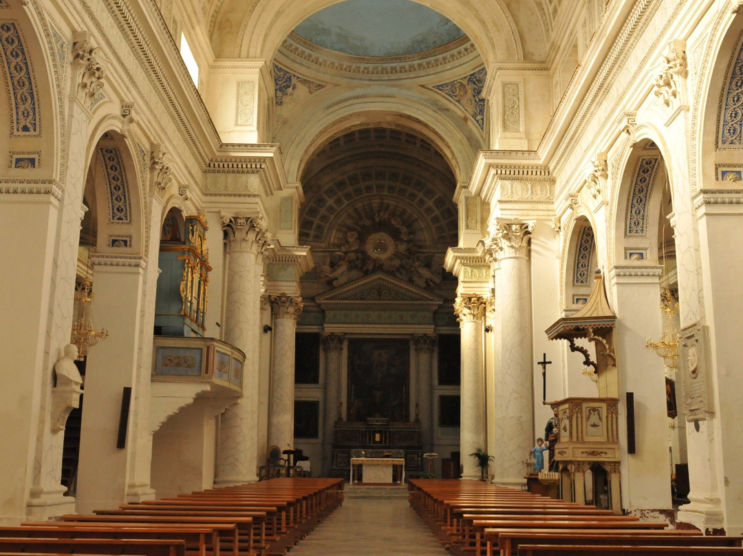 Chiesa di Santa Maria del Gesu景点图片