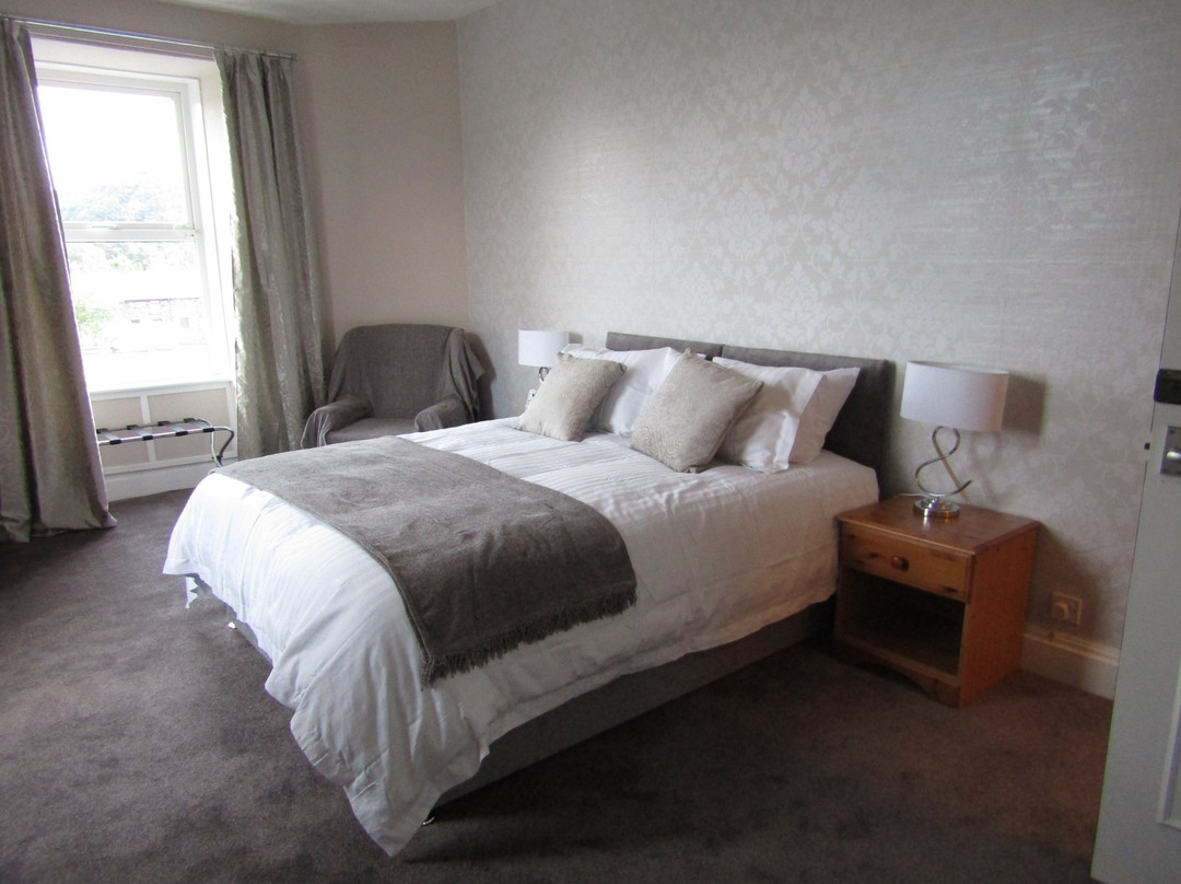 Queens Hotel主图