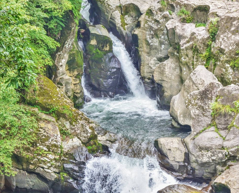 Sanren Todoro Waterfall-曾于市必去景点