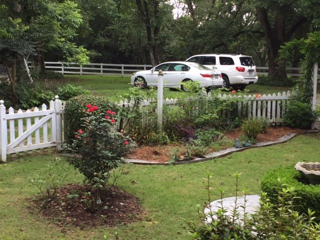 Antebellum Oaks Inn主图