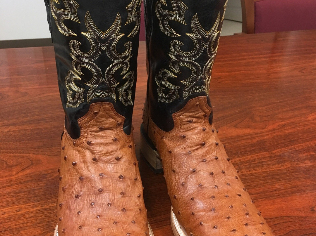 Boot Factory Outlet-塞维尔维尔必去景点