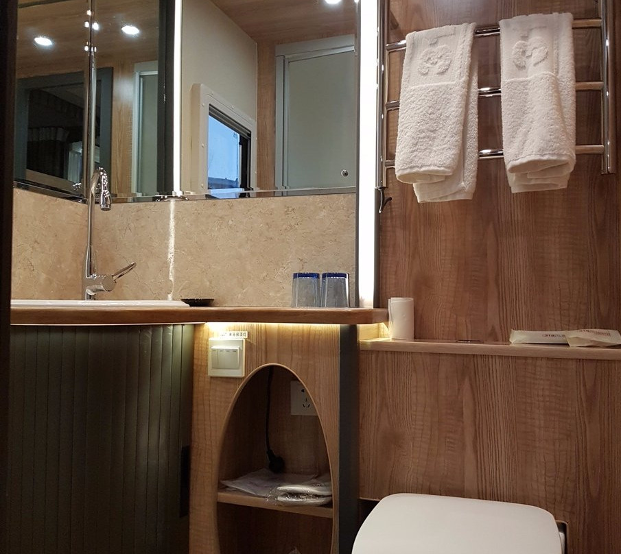 318连锁汽车旅馆松潘上磨自驾游营地店主图