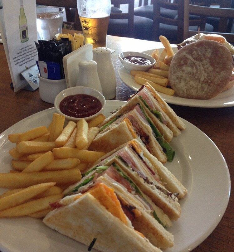 湖畔高尔夫俱乐部-冲浪者天堂必去景点