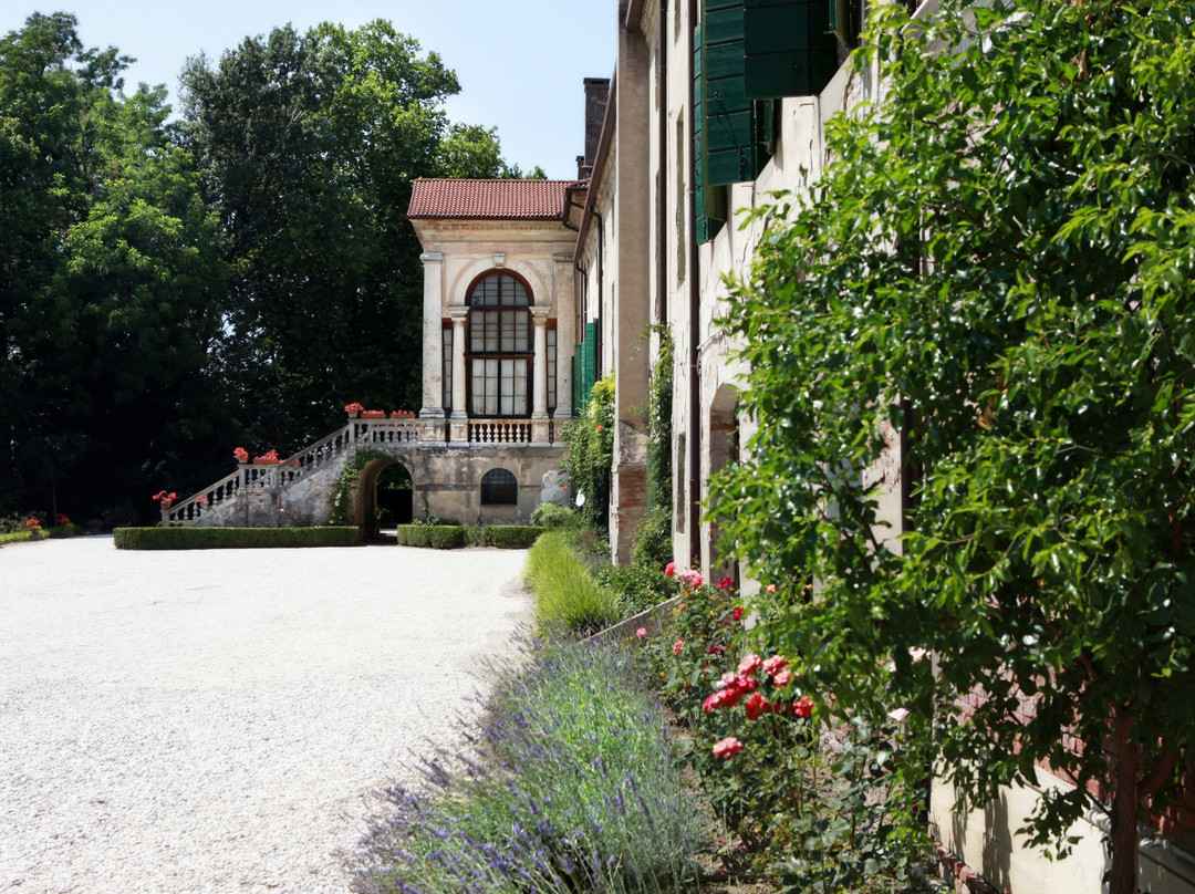 Villa Ca' Conti-Granze必去景点
