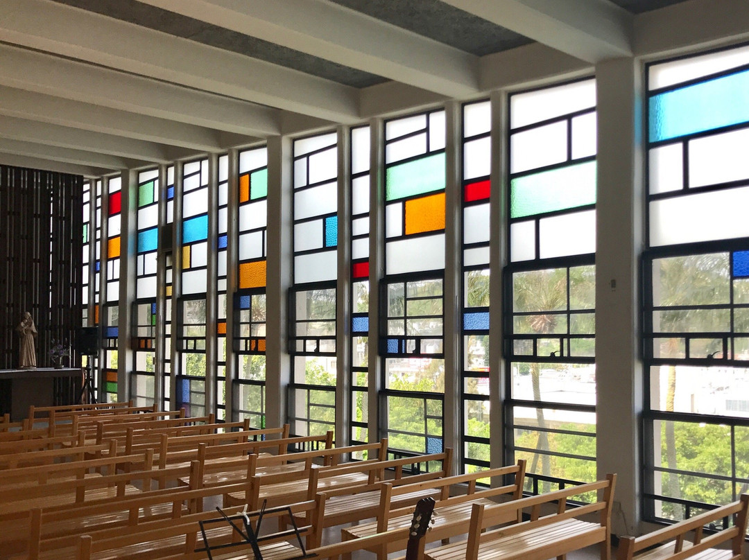 St. Clara Church-与那原町必去景点