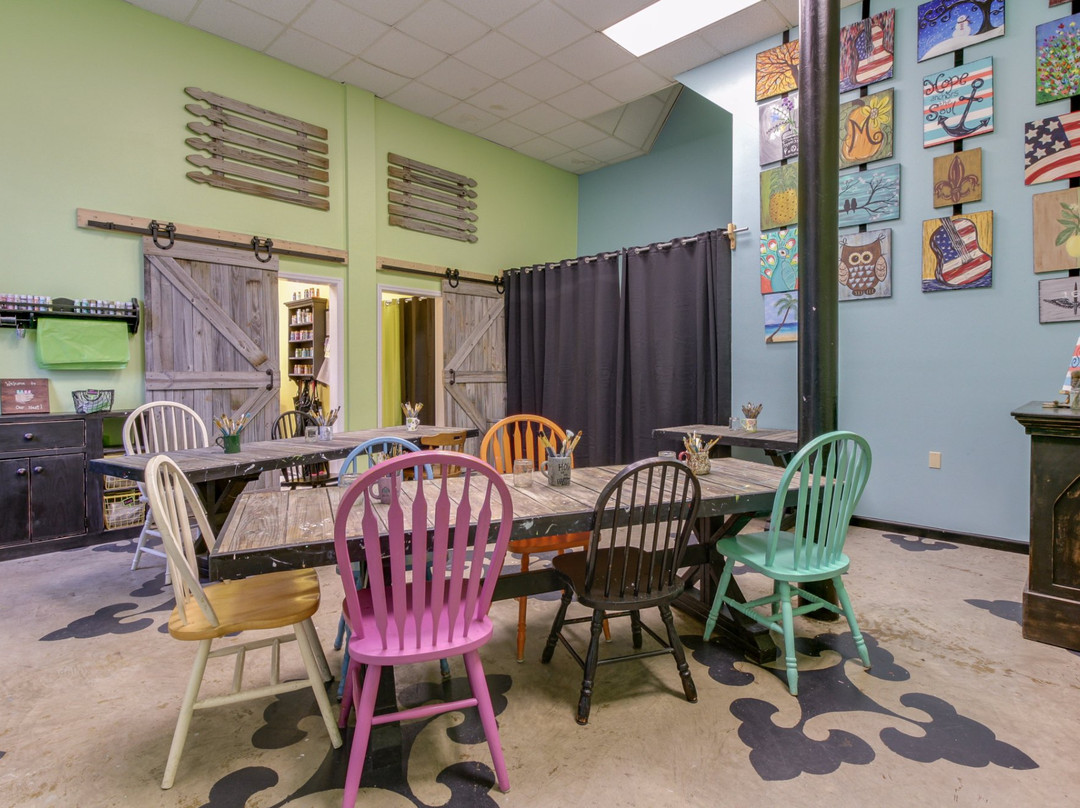 Horsefeathers Pottery Studio-克拉克斯维尔必去景点