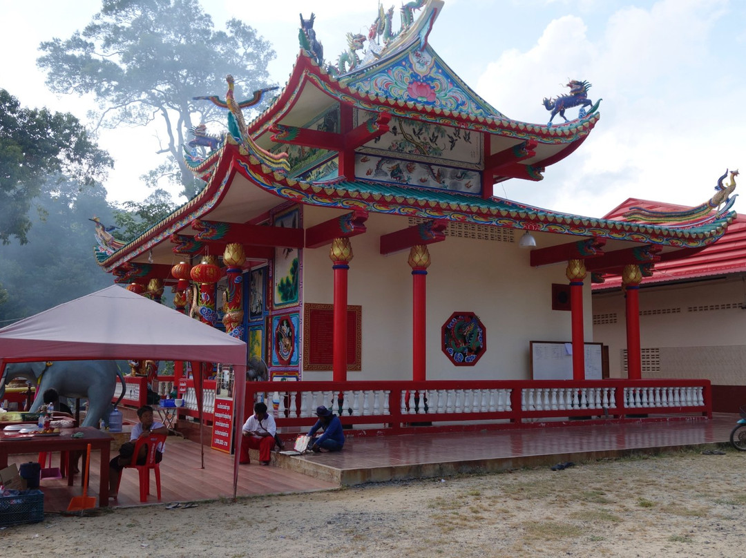 Chao Por Koh Chang Shrine-象岛必去景点