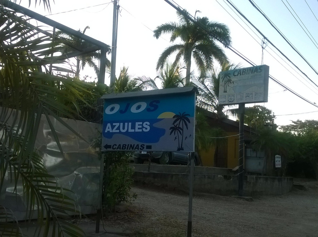 Cabinas Ojos Azules