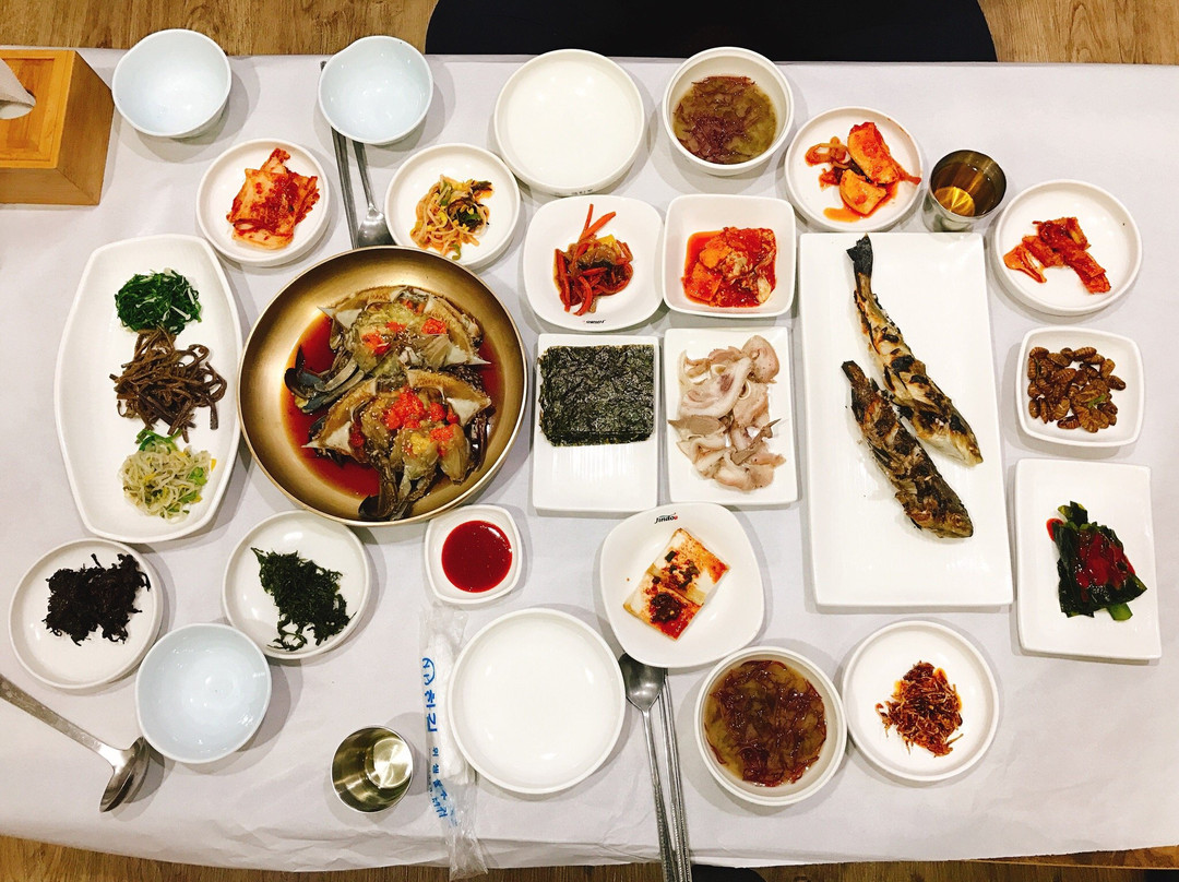 珍岛郡餐馆和美食-Sinhodeung Restaurant