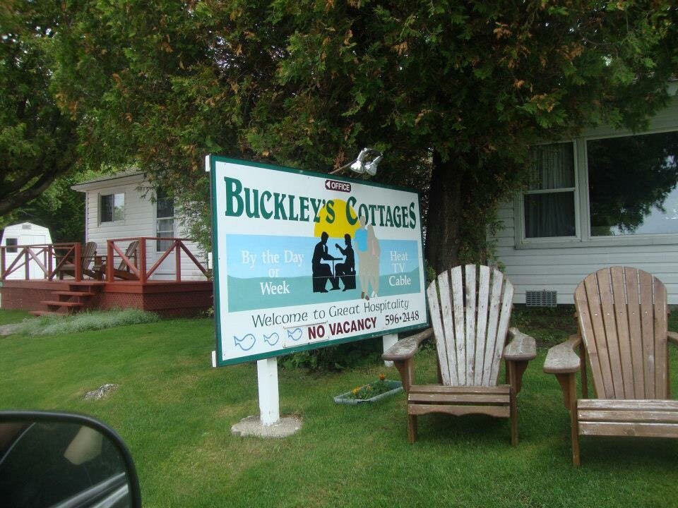 Buckley's Waterfront Cottages