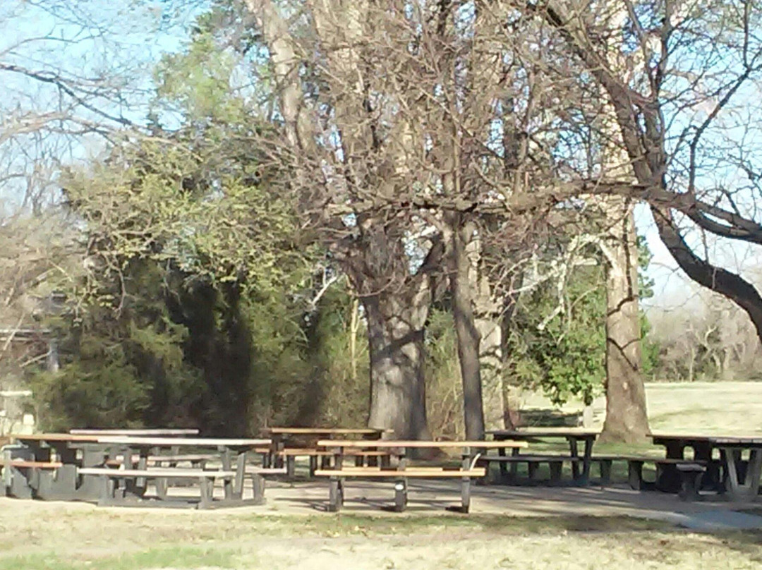 KDWP Education Center and Fish Hatchery-Pratt必去景点