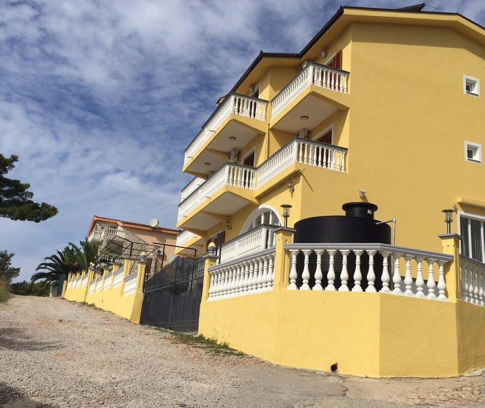 Guest House Morski Val