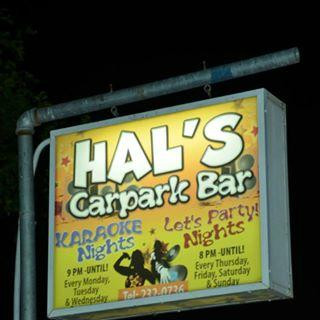 Hal's Car Park Bar-圣罗伦斯峡必去景点