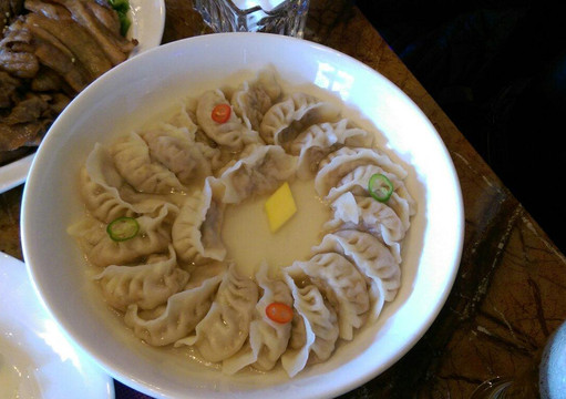 通茂大酒店主图