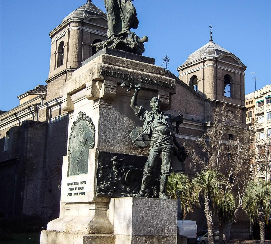 Monumento a Agustina de Aragon-萨拉戈萨省必去景点