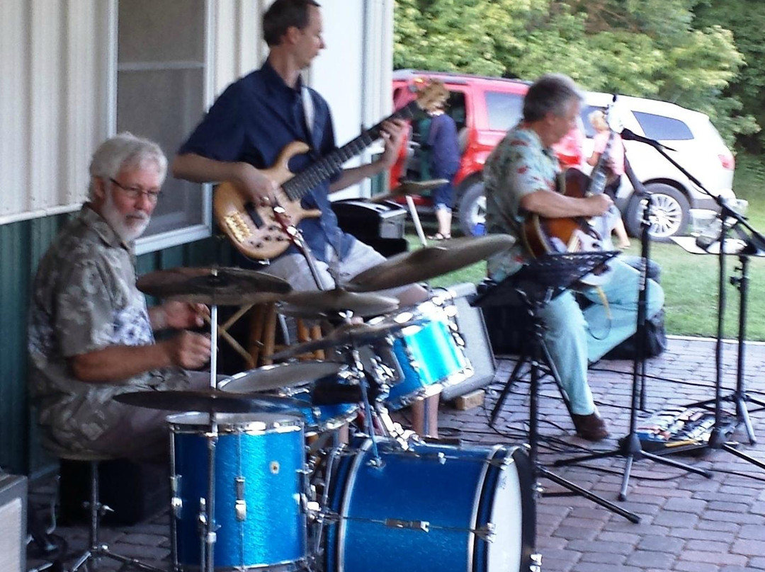 Big Cottonwood Vineyards and Winery-Tekamah必去景点