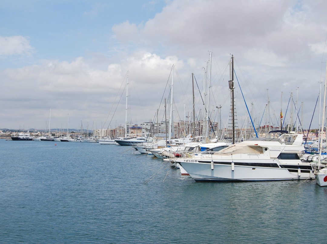 Teatro Municipal de Torrevieja-托雷维耶哈必去景点