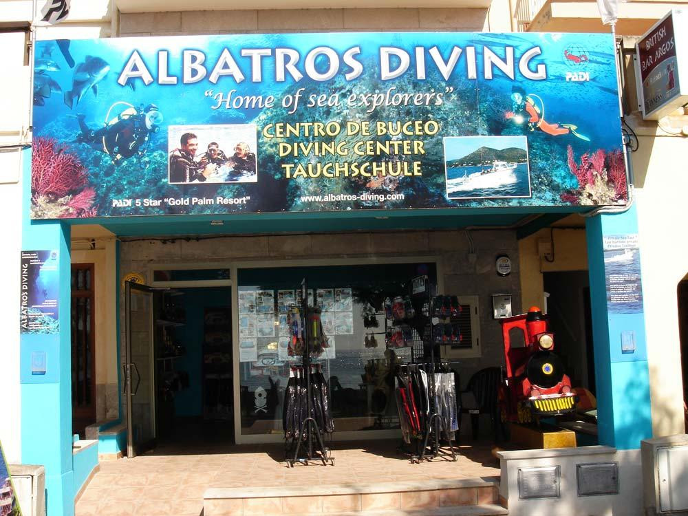 Albatros Diving-爱博纳必去景点