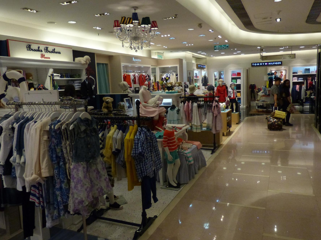 新八佰伴百货-澳门必去景点