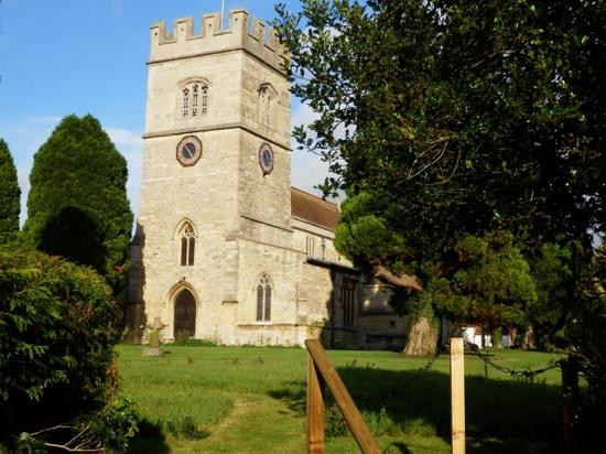 St Laurence Church-温斯洛必去景点