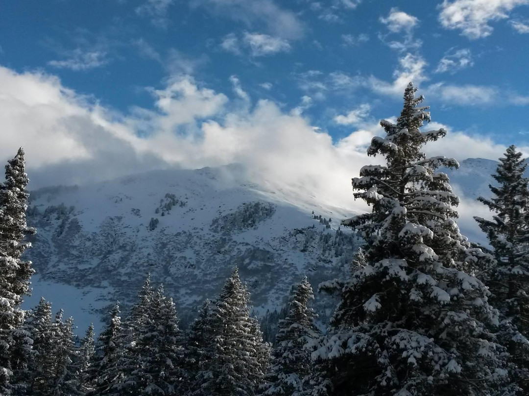 圣安顿滑雪场-圣安东阿尔山必去景点
