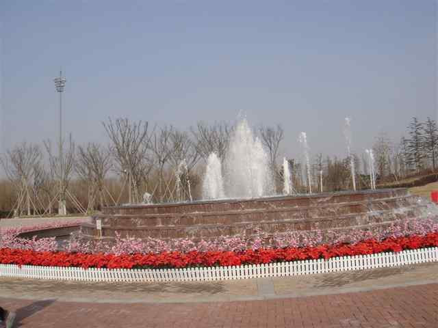 北京欢乐谷-北京市必去景点