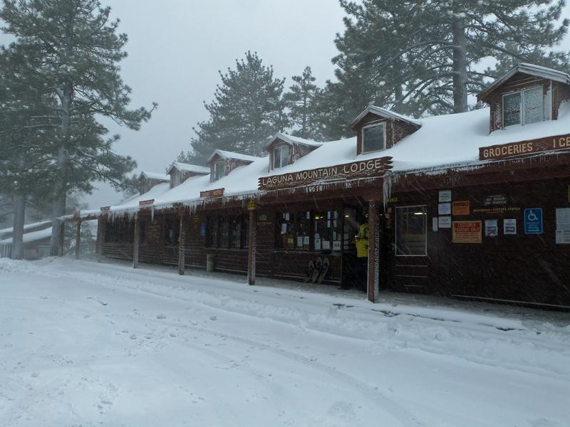 Laguna Mountain Lodge