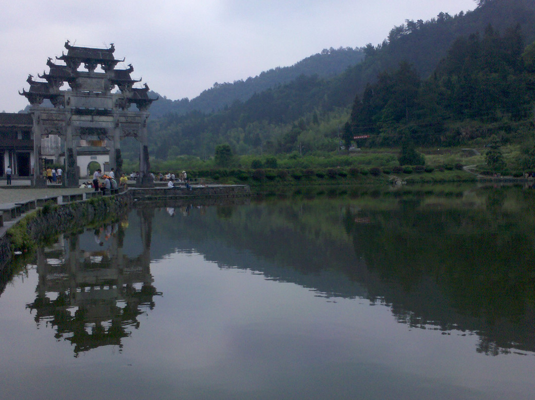 黄山胡文光刺史牌楼-黟县必去景点
