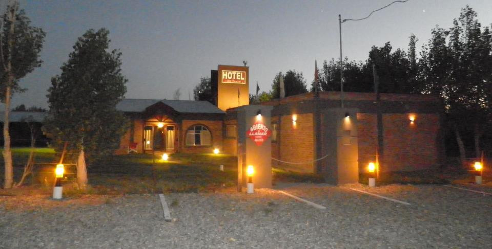 Villa El Chocon酒店住宿-Hotel Del Chocón