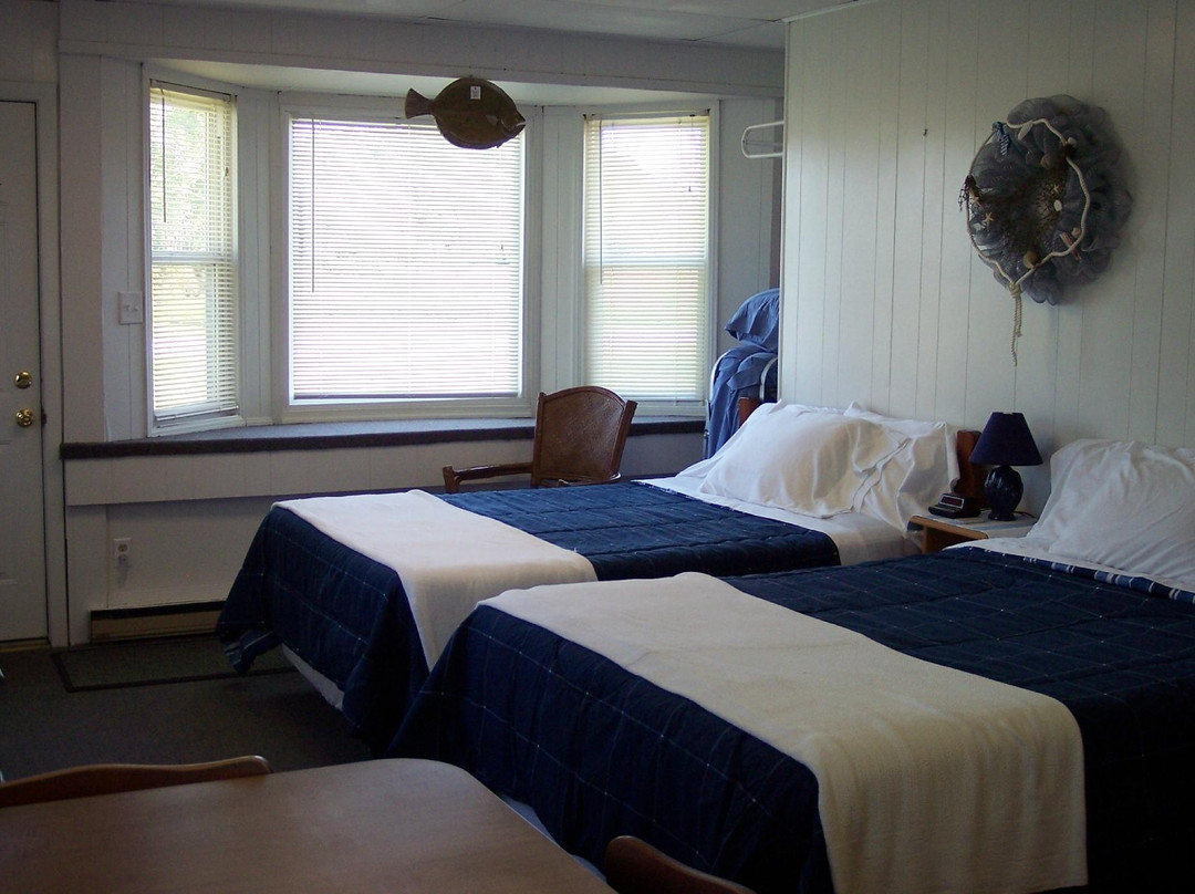 Teaser's Fisherman's Lodge