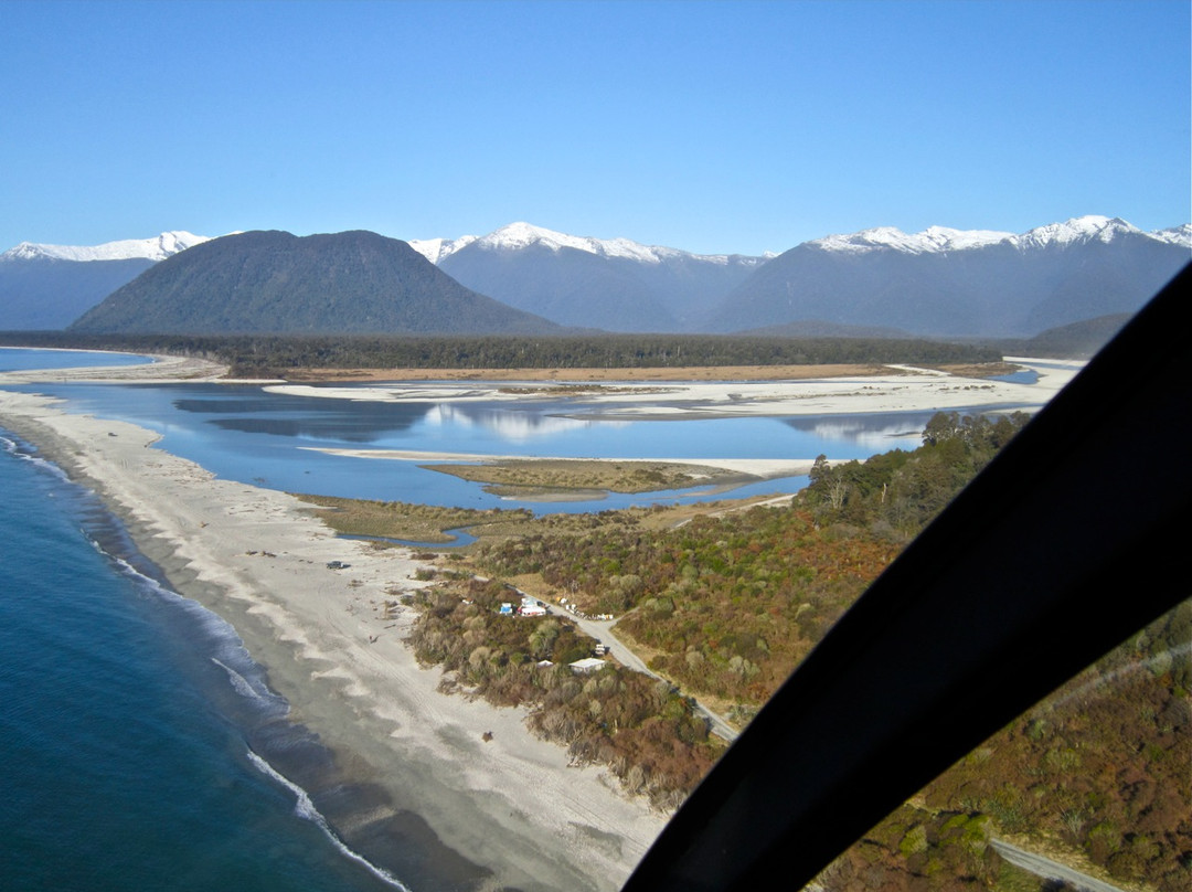 Greenstone Helicopters day tours景点图片