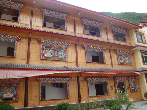 九寨沟格桑花客栈主图