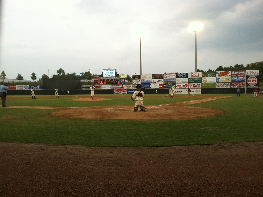 Hickory Crawdads / L.P. Frans Stadium景点图片