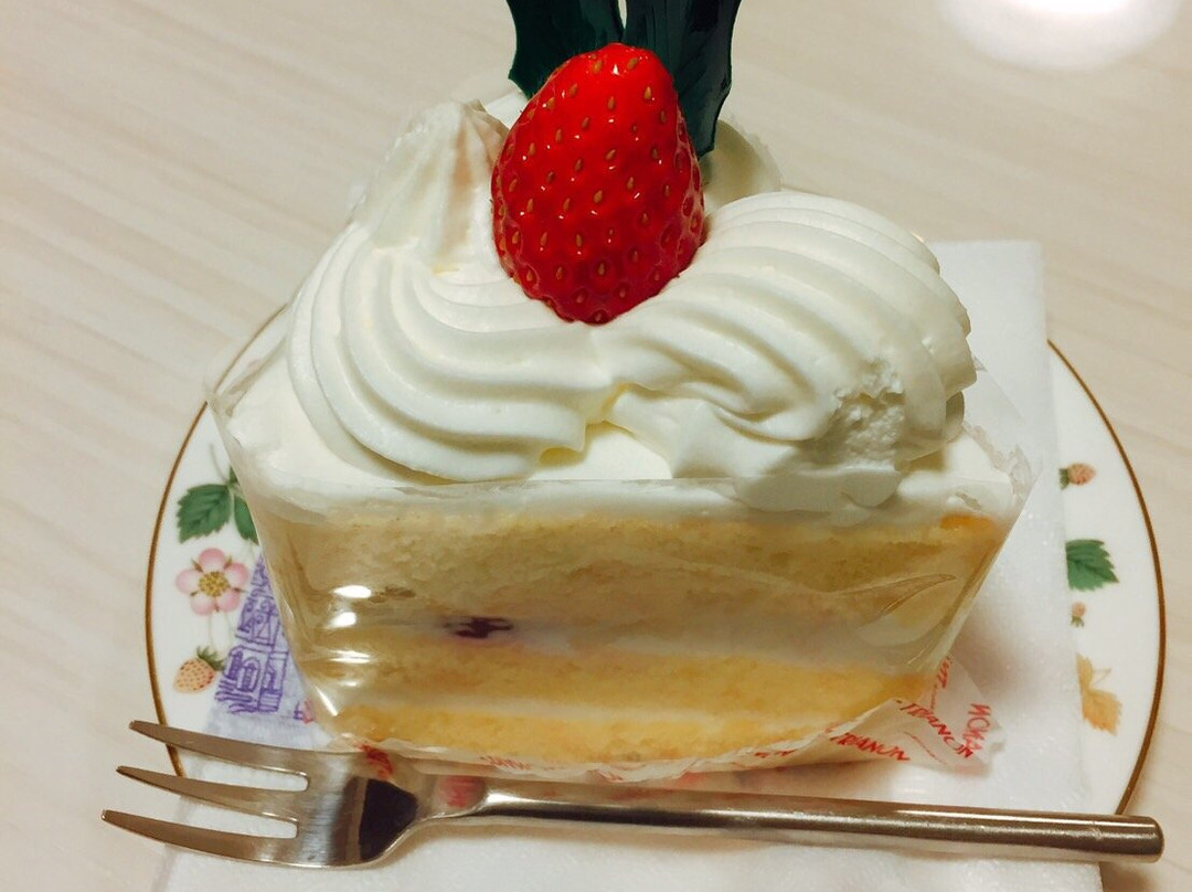 トリアノン三鷹店