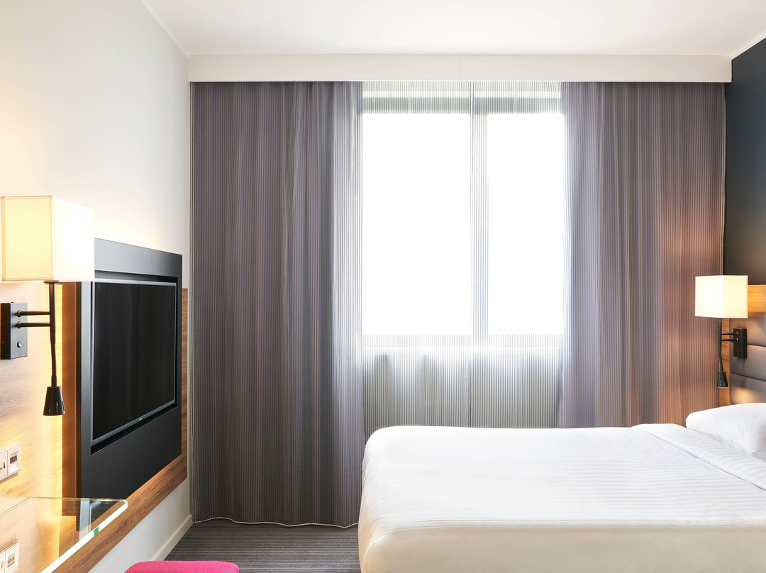 Moxy Southampton主图