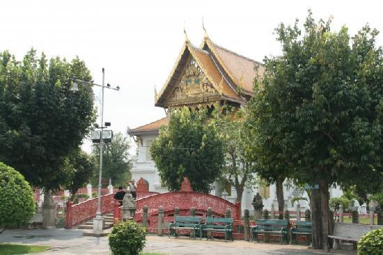 金佛寺-曼谷必去景点