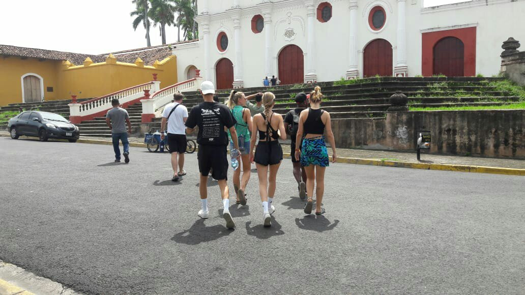 Free Walking Tour Granada Nicaragua. The Bee Man Tours景点图片