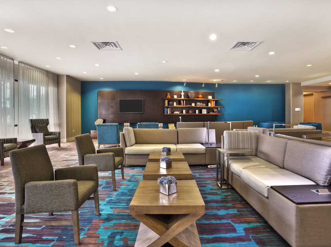 Courtyard by Marriott Gulfport Beachfront