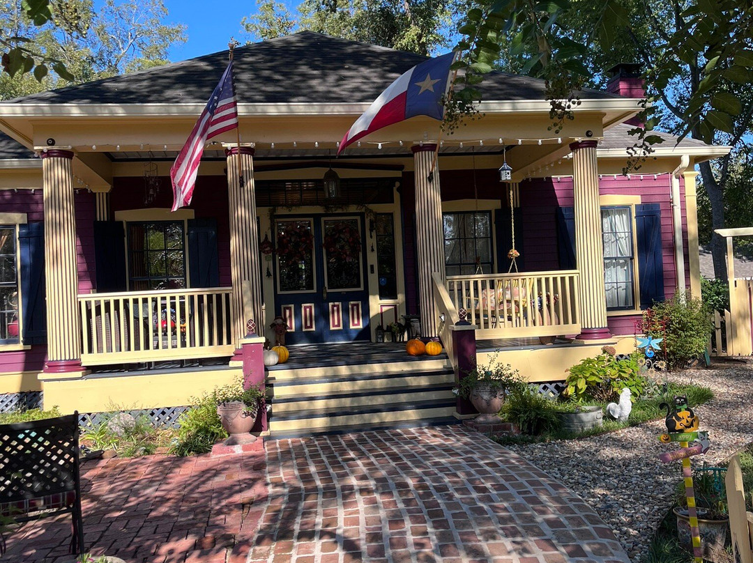 The Steamboat Inn主图